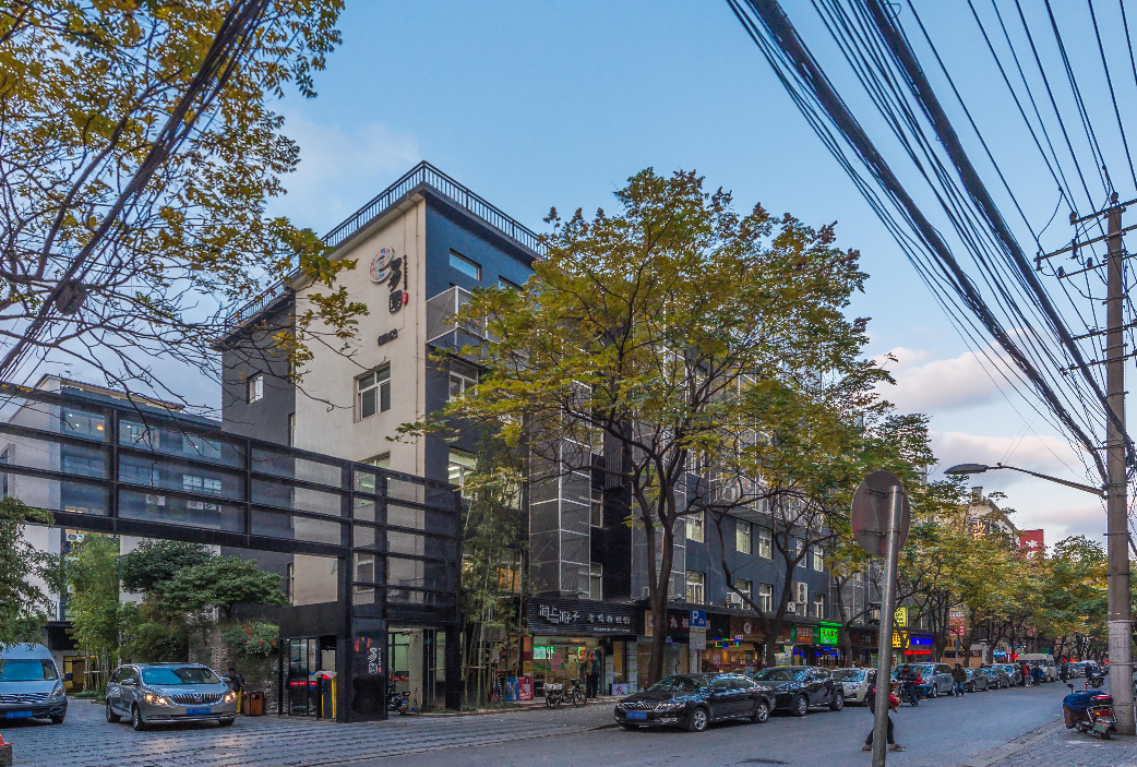 上海昭化德必易園，共享商務(wù)新生態(tài)出租招租熱線開啟未來之旅！