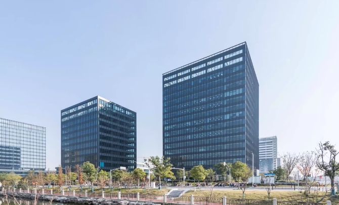 上海虹橋中建錦繡天地：匠心筑造，城市生活新典范！