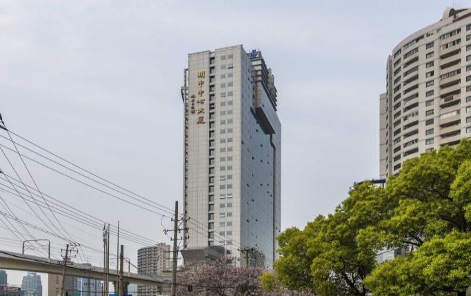 上海明申中心大廈周邊配套完善，生活辦公兩不誤
