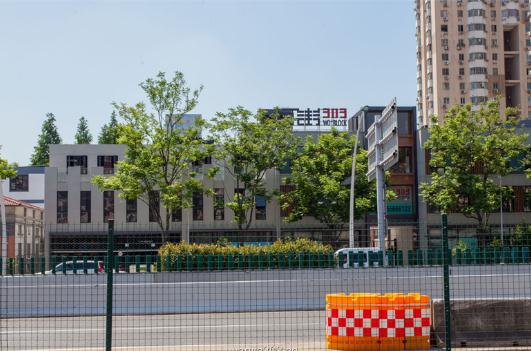 上海萬(wàn)街303：高性價(jià)比辦公空間，租金親民